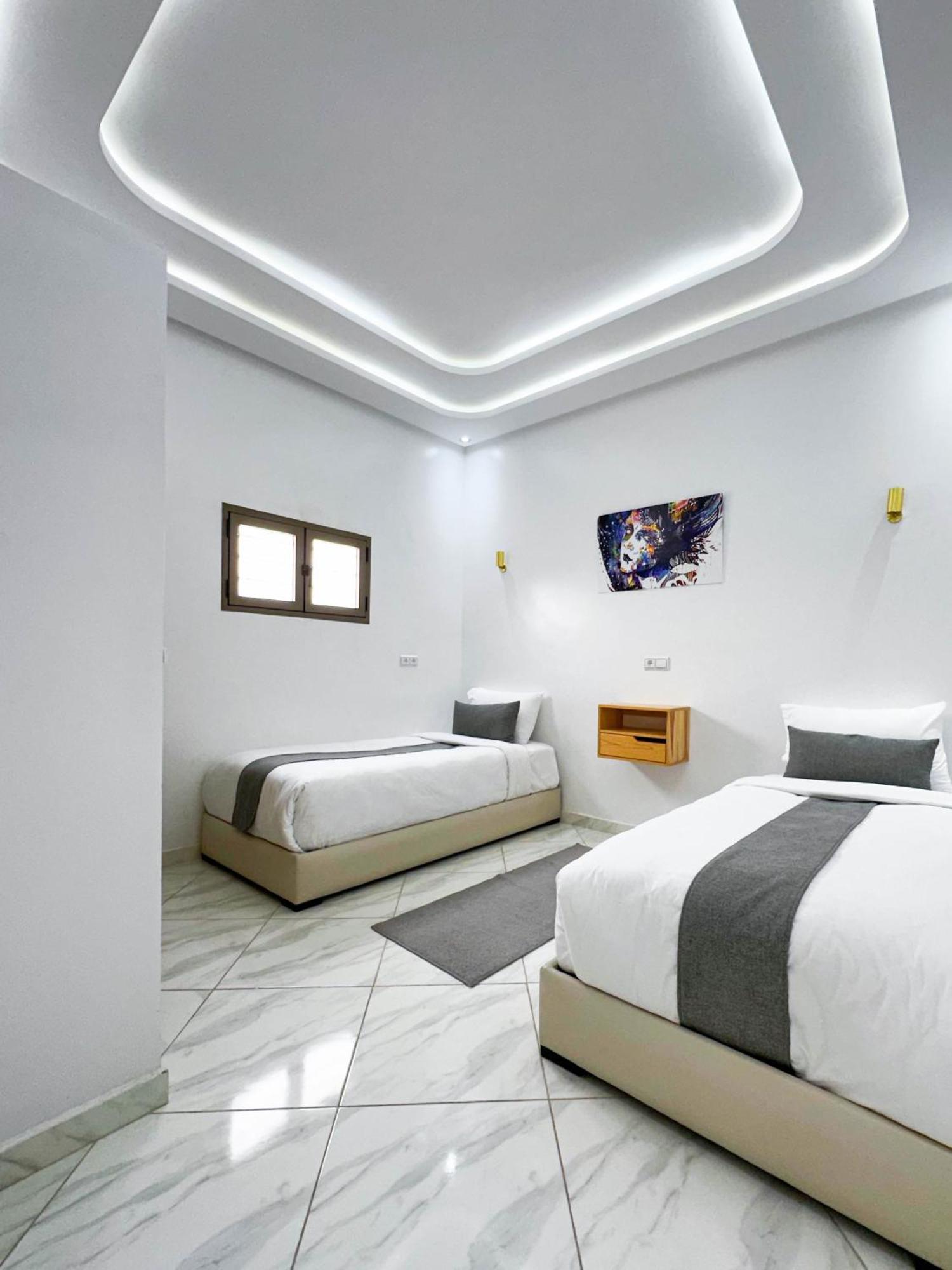 Hotel Apartment America 다클라 외부 사진