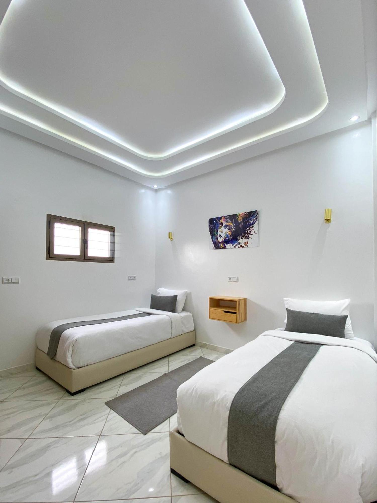 Hotel Apartment America 다클라 외부 사진