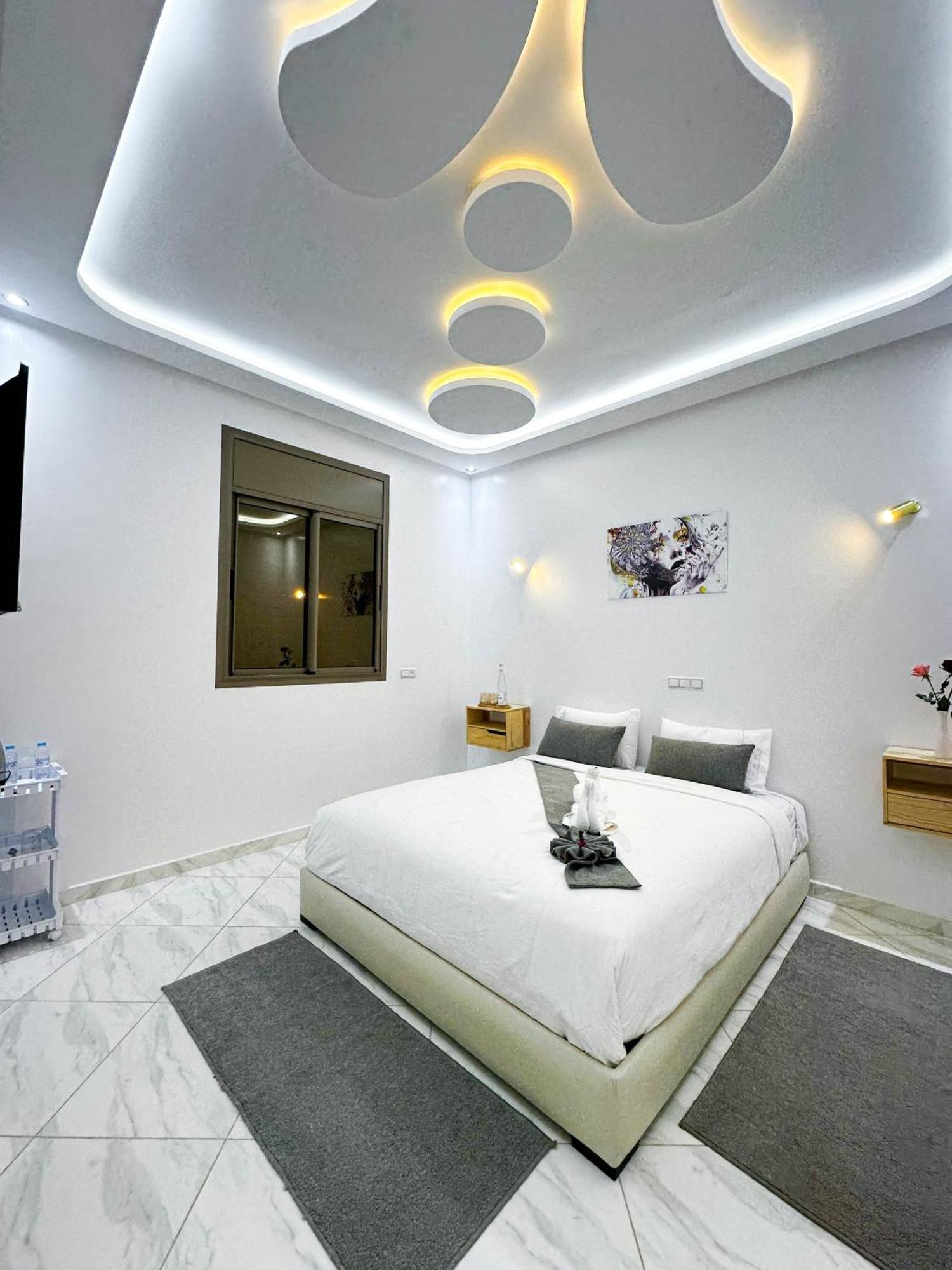 Hotel Apartment America 다클라 외부 사진