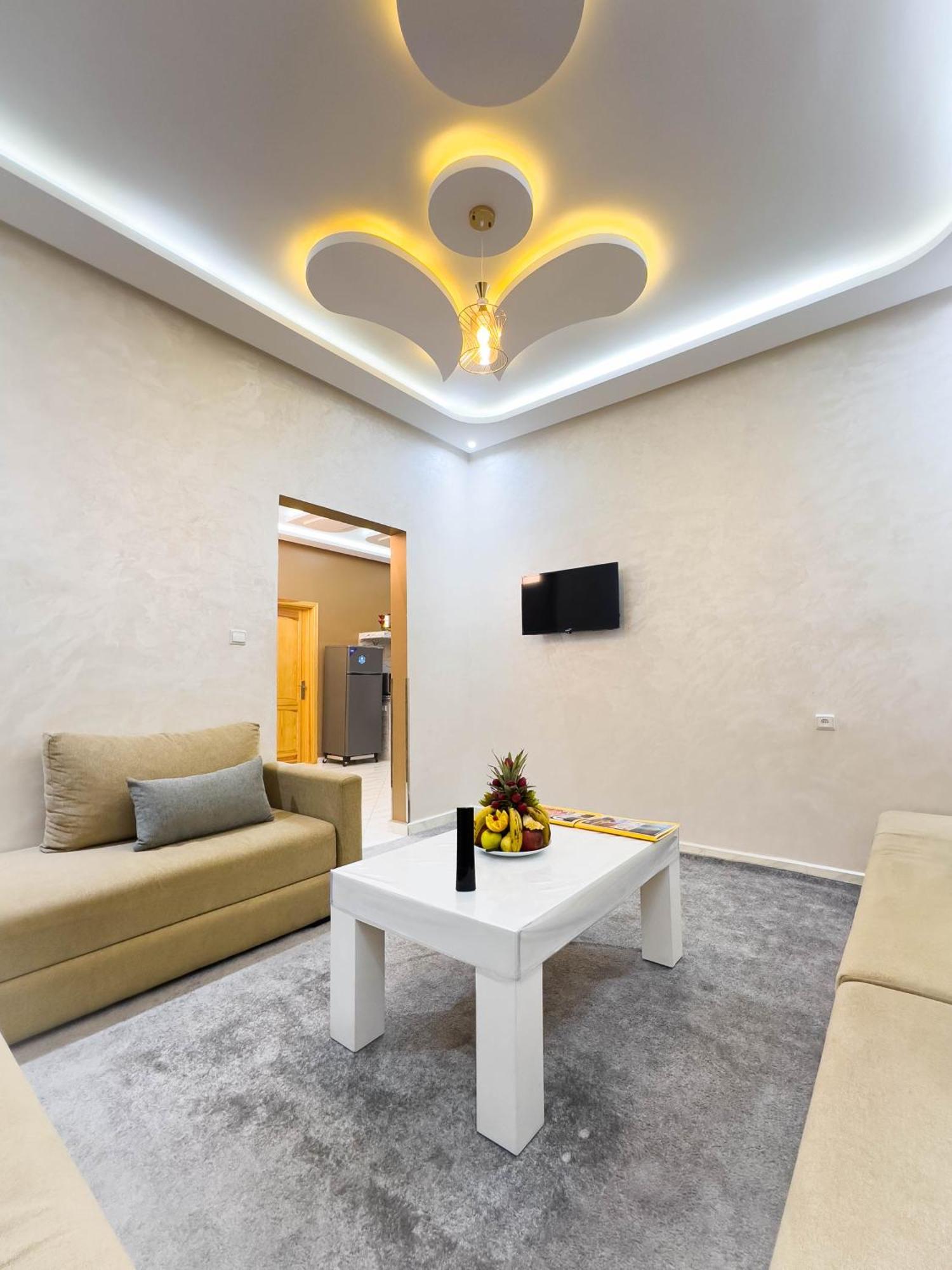 Hotel Apartment America 다클라 외부 사진
