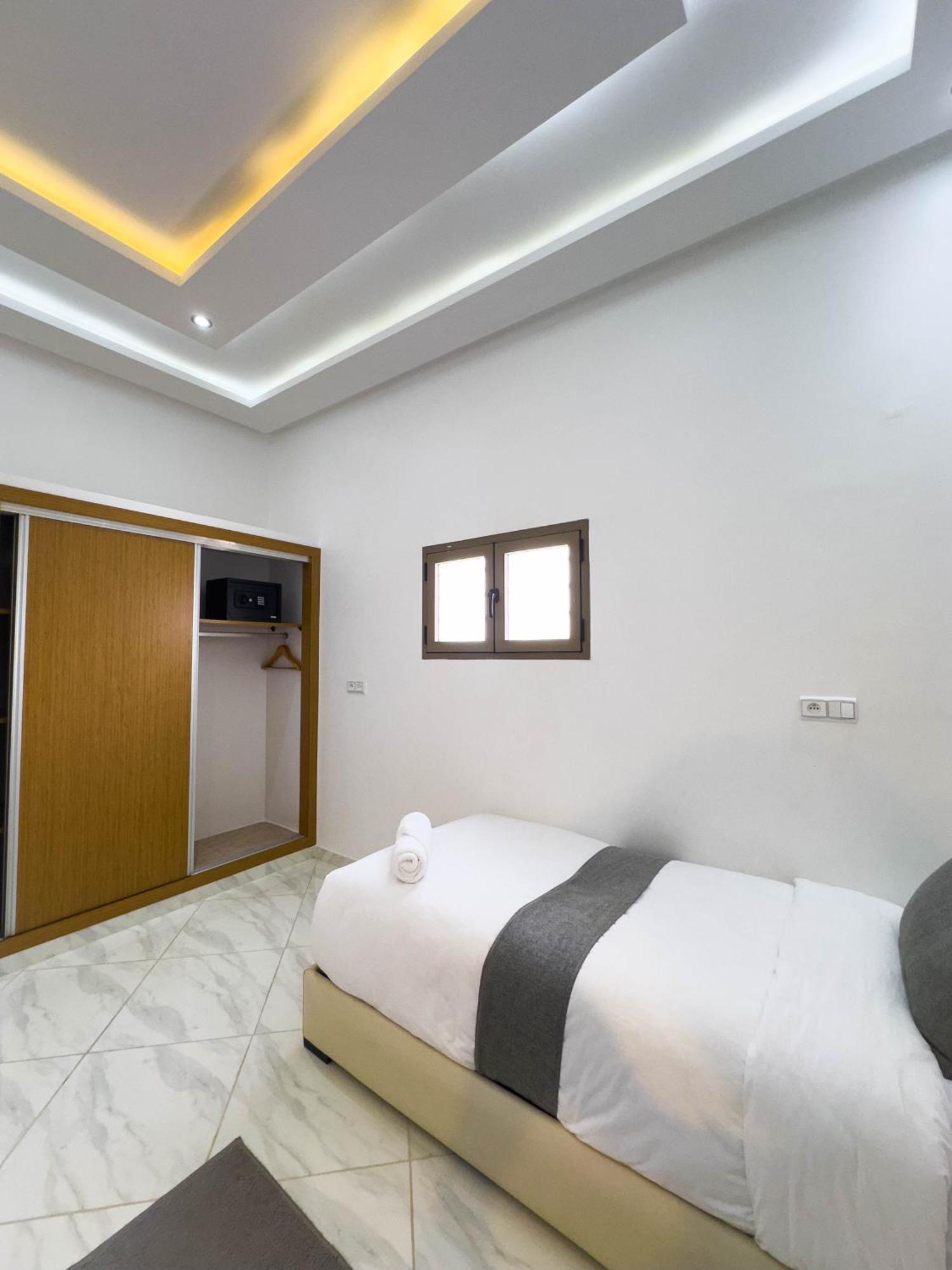 Hotel Apartment America 다클라 외부 사진
