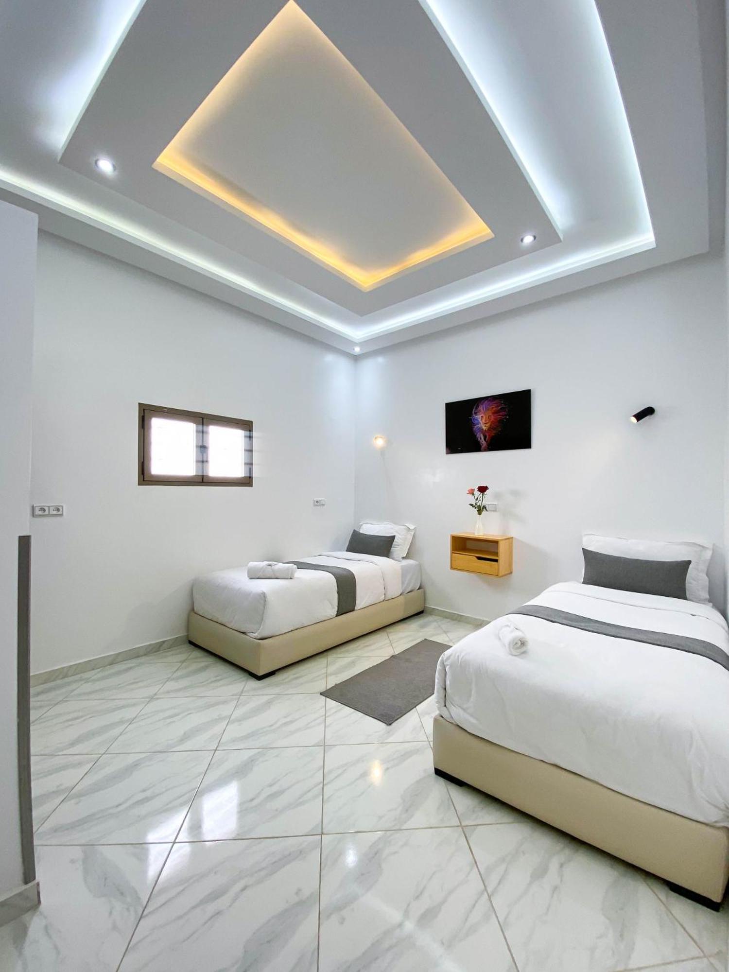Hotel Apartment America 다클라 외부 사진