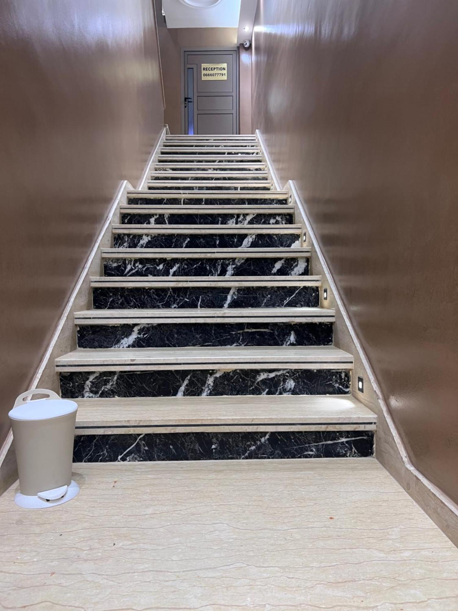 Hotel Apartment America 다클라 외부 사진