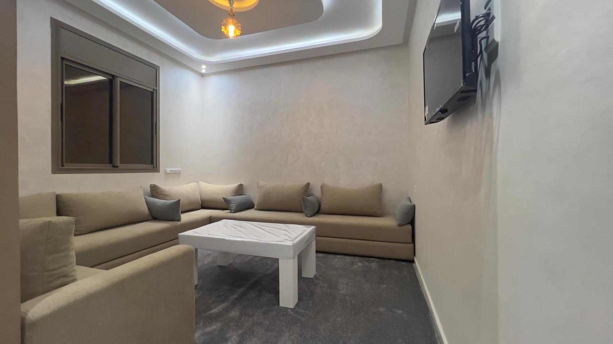 Hotel Apartment America 다클라 외부 사진