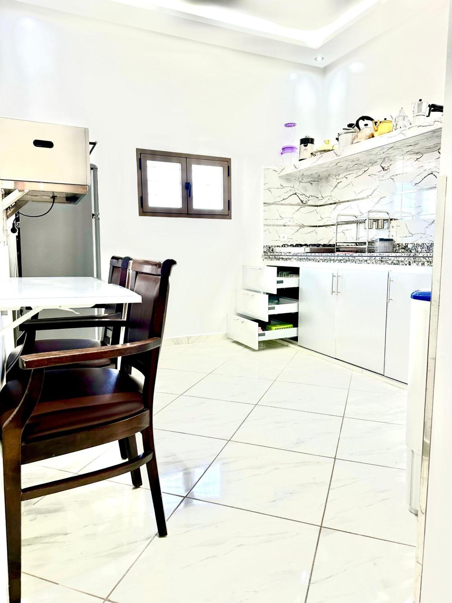 Hotel Apartment America 다클라 외부 사진